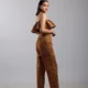 10 Inspirasi Model Jumpsuit Batik Wanita: Perpaduan Gaya Edgy, Elegan, dan Berkarakter