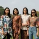 10 Model Baju Batik Wanita Lengan Panjang Terbaru 2025, Dilengkapi Tips Padu Padan Hijab