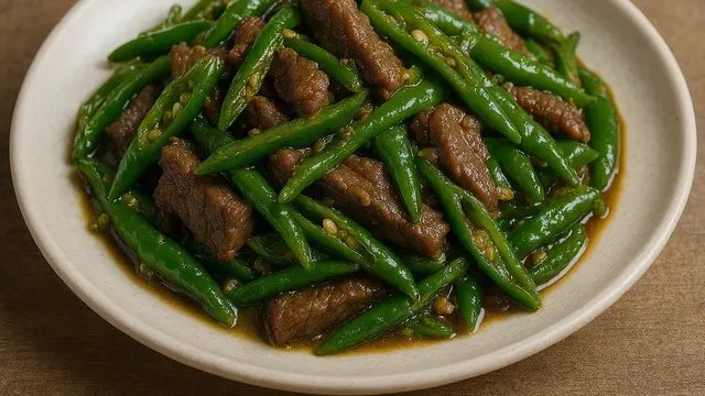 5 Resep Daging Cabe Ijo Spesial, Sensasi Pedas Segar yang Menggoda Selera