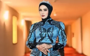 7 Model Cincin Bunga Hitam Terpopuler 2025, Aksesori Pilihan Mulan Jameela Jadi Sorotan