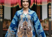 8 Ide Model Batik Cape untuk Wanita, Gaya Unik untuk Tampil Menawan di Berbagai Kesempatan