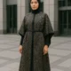 8 Model Baju Batik Kantor untuk Wanita Berhijab, Tampil Modis di Tahun 2025