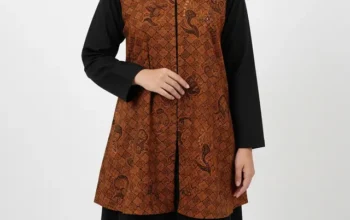 8 Rekomendasi Tunik Batik Hijaber, Tampil Anggun, Tetap Modis di Segala Momen