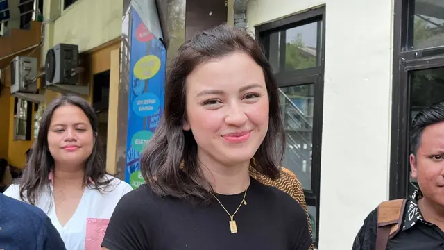 Anak Sering Tanyakan Keberadaan Edward Akbar, Begini Jawaban Kimberly Ryder