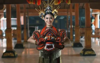 Firsta Yufi Amarta Putri Tampilkan Tari dan Lagu “Rek Ayo Rek” di Ajang Miss Supranational 2025