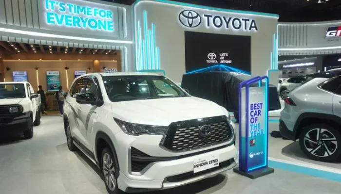 Harga Terbaru Toyota Innova Zenix Juni 2025: Varian Lengkap dari G hingga Q Hybrid TSS