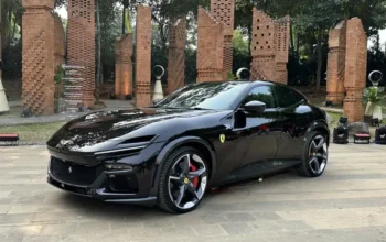 Ini Perkiraan Harga Ferrari Purosangue yang Terguling di Tol Cengkareng Saat Diangkut Towing
