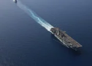 Iran Ancam Tutup Selat Hormuz, Harga Minyak Dunia Berpotensi Melonjak