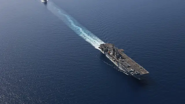 Iran Ancam Tutup Selat Hormuz, Harga Minyak Dunia Berpotensi Melonjak