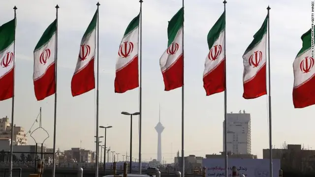 Iran Tembak Jatuh Drone Hermes 900 Milik Israel di Wilayah Isfahan