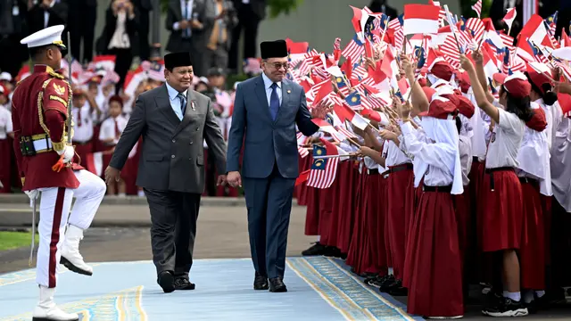 Presiden Prabowo Diminta Untuk Mengatasi Konflik Myanmar Lewat Jalur Dialog Oleh PM Malaysia