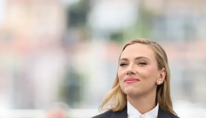 Rahasia Awet Muda Scarlett Johansson di Usia 41 Tahun: Mulai dari Micellar Water hingga Moisturizer