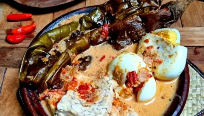 Resep Sambal Pecel Terong Kuah Santan, Lauk Sederhana untuk Keluarga