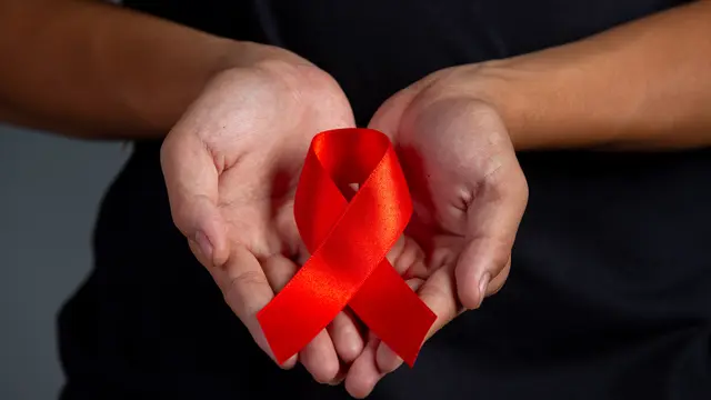 Ribuan Remaja Indonesia Usia 15-19 Tahun Terpapar HIV, Ini Strategi Penanggulangannya