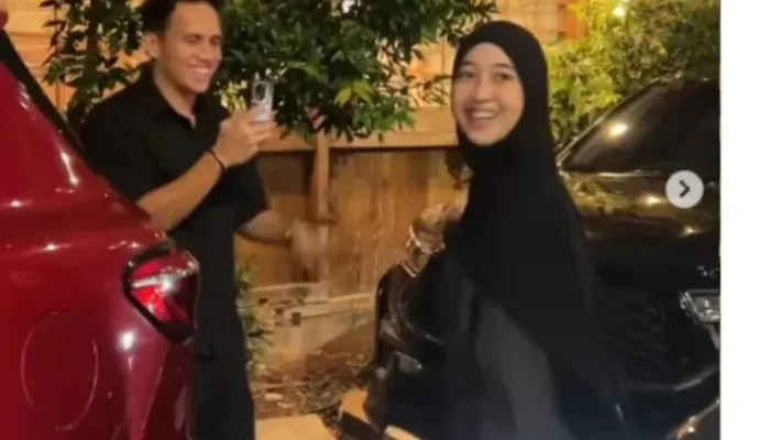 Ulang Tahun ke-25, Istri Egy Maulana Dapat Hadiah Mobil Listrik