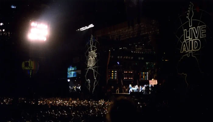 13 Juli 1985: Konser Live Aid Himpun Puluhan Juta Pound Sterling untuk Atasi Krisis Kelaparan di Afrika