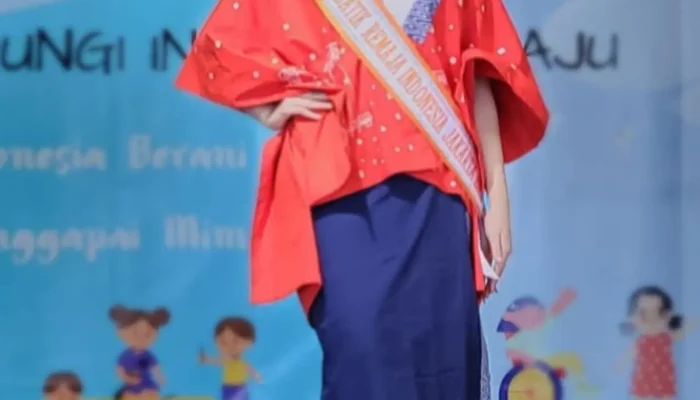 7 Model Atasan Batik Batwing Lengan Panjang, Simbol Perpaduan Budaya dan Gaya Modern