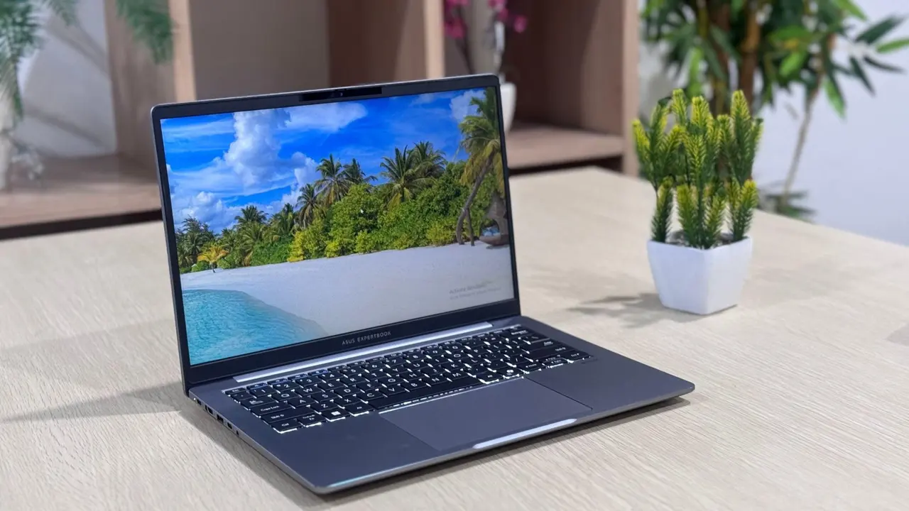 ASUS ExpertBook P3, Laptop Andal dan Inovatif untuk Profesional Aktif dan Dinamis