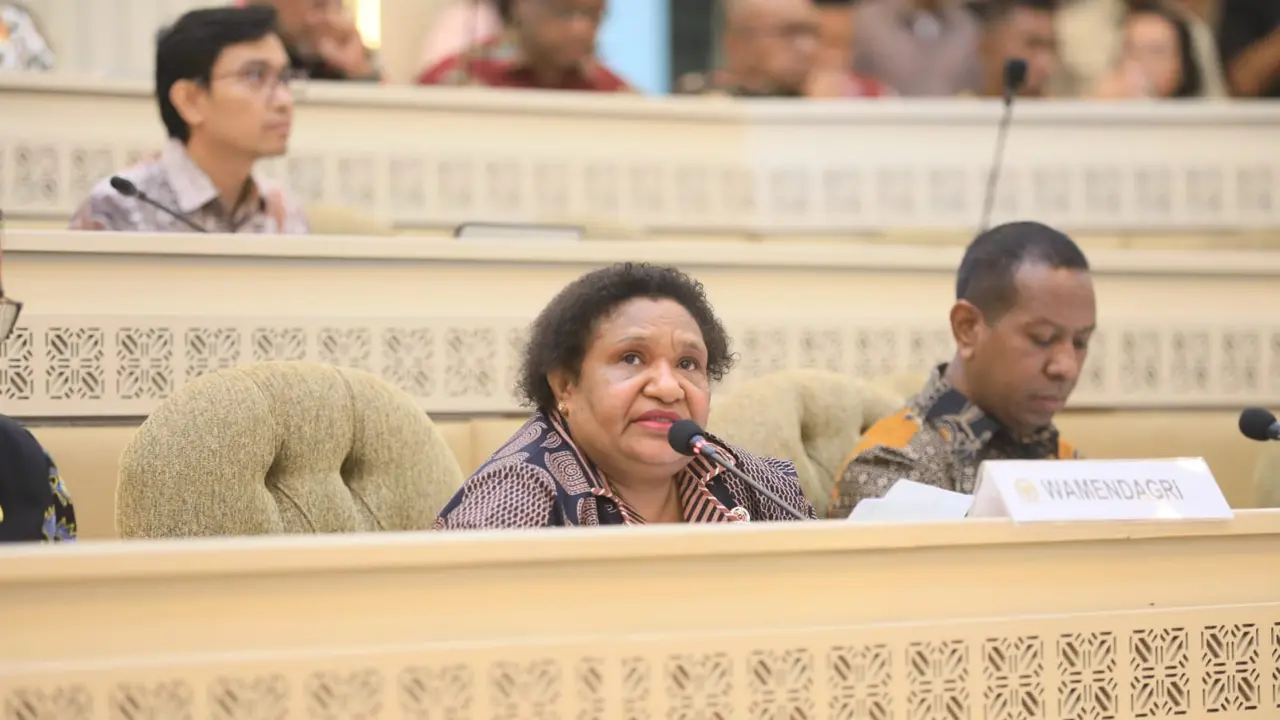 DPR dan Pemerintah Kompak, 10 RUU Daerah Siap Disahkan