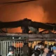 Kebakaran Pasar Taman Puring Masih Berkobar, Petugas Damkar Terus Berjibaku