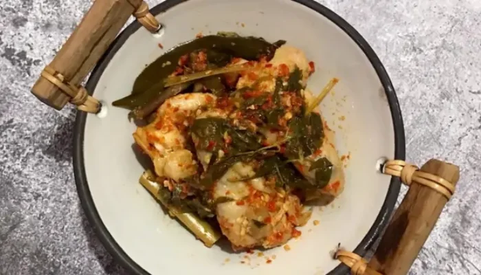 Lezat dan Harum, Ini Resep Ayam Kukus Kemangi yang Bikin Ketagihan