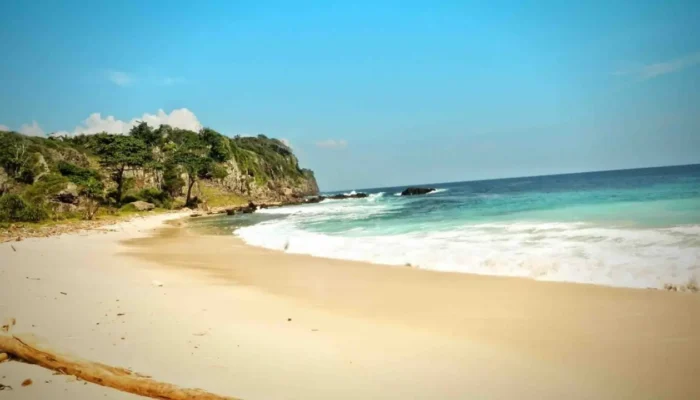 Pulau Sangiang, Surga Tersembunyi di Banten yang Cocok untuk Healing