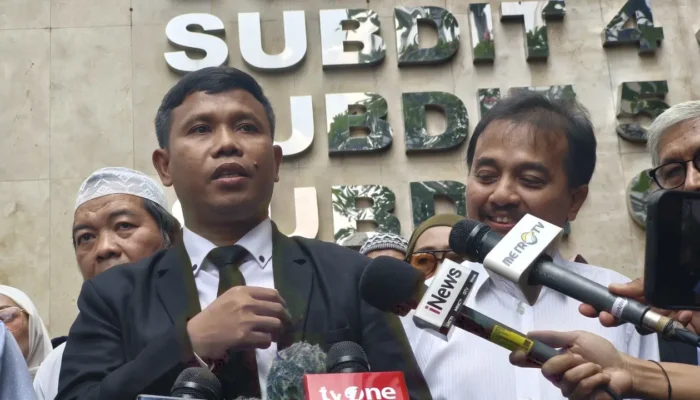 Roy Suryo Cs Desak Gelar Perkara Khusus Dugaan Ijazah Palsu Presiden Jokowi