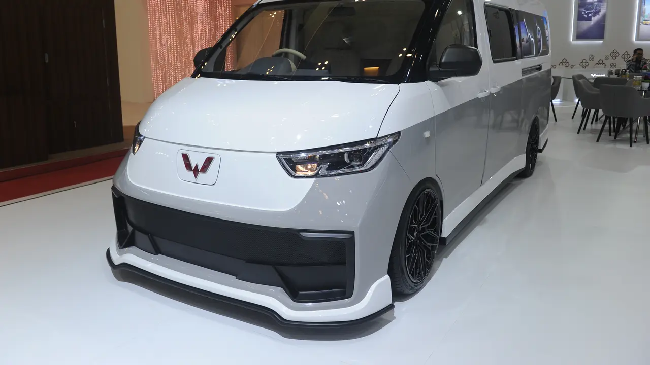 Tampilan Mewah Wuling Mitra EV Modifikasi Tampil di GIIAS 2025