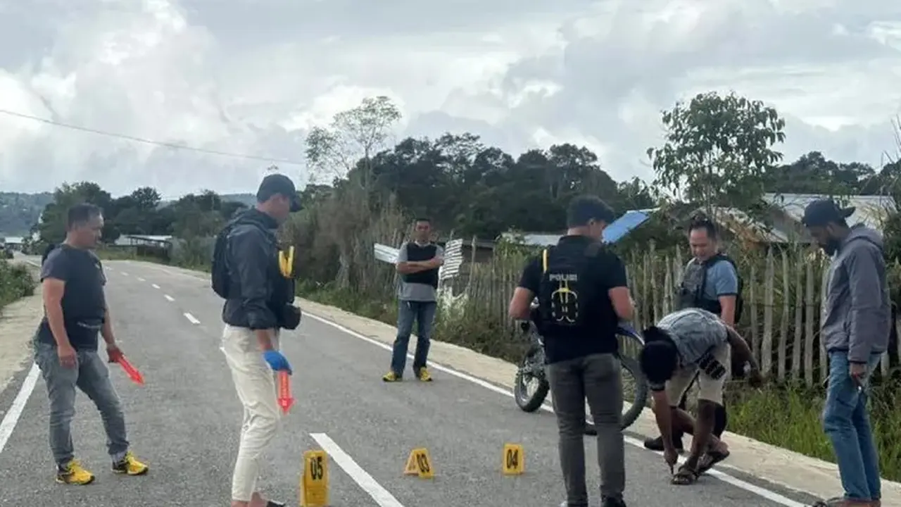 Tukang Ojek di Deiyai Dibacok OTK usai Antar Penumpang, Pelaku Masih dalam Pengejaran