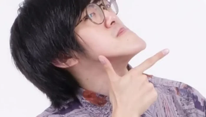 YouTuber Jepang Klaim Miliki Dagu Terpanjang di Dunia, Ubah Kekurangan Jadi Ciri Khas