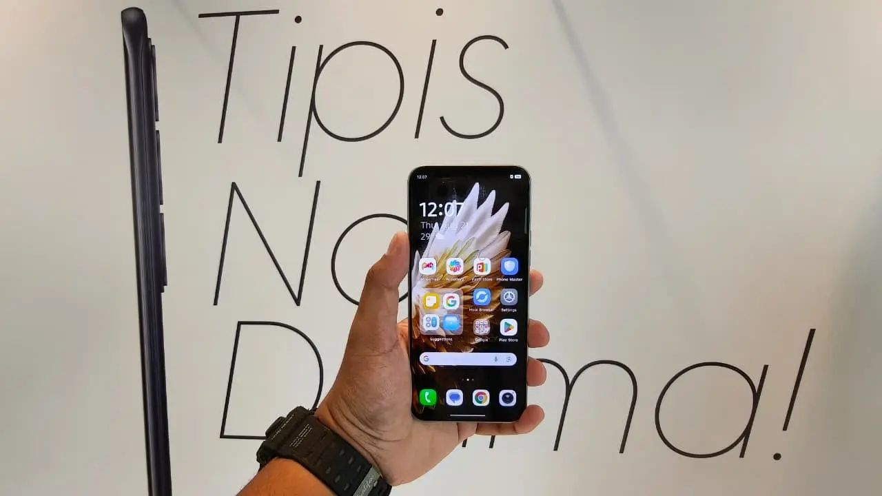 Home Screen Tecno Spark 40 Pro+ saat acara peluncuran di Jakarta.