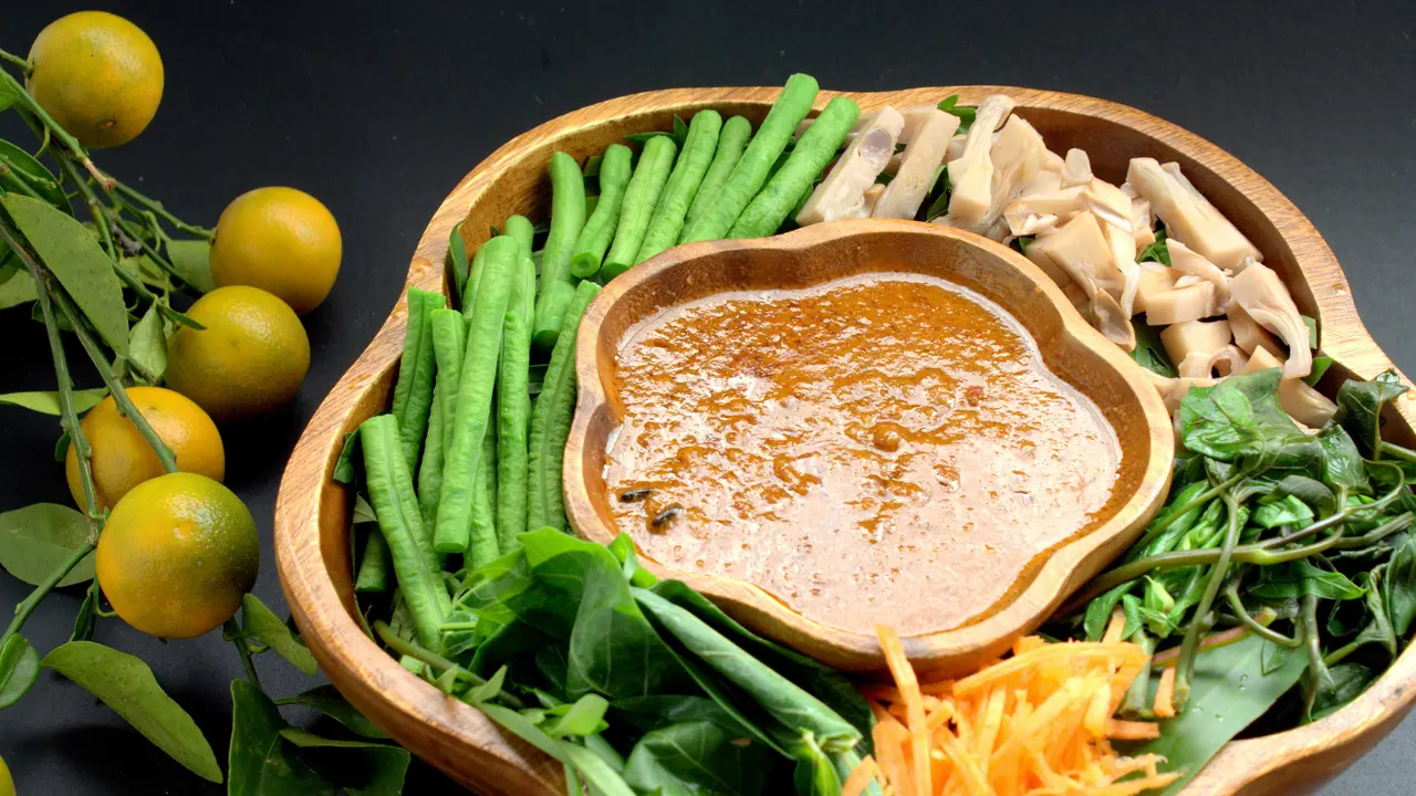 ilustrasi bumbu pecel.