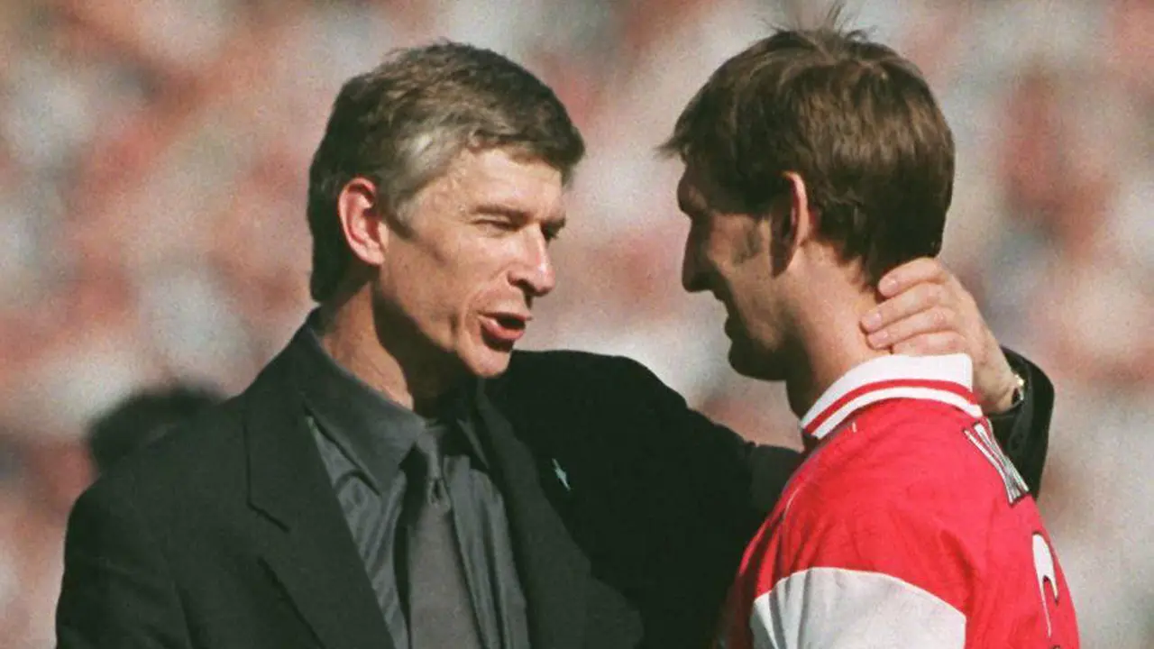 Selama membela Arsenal, ia sukses mempersembahkan 4 gelar juara Liga Inggris, 3 Piala FA, 2 Piala Liga, dan 2 Community Shield. Adams menjadi salah satu pemain paling sukses dalam sejarah Arsenal.