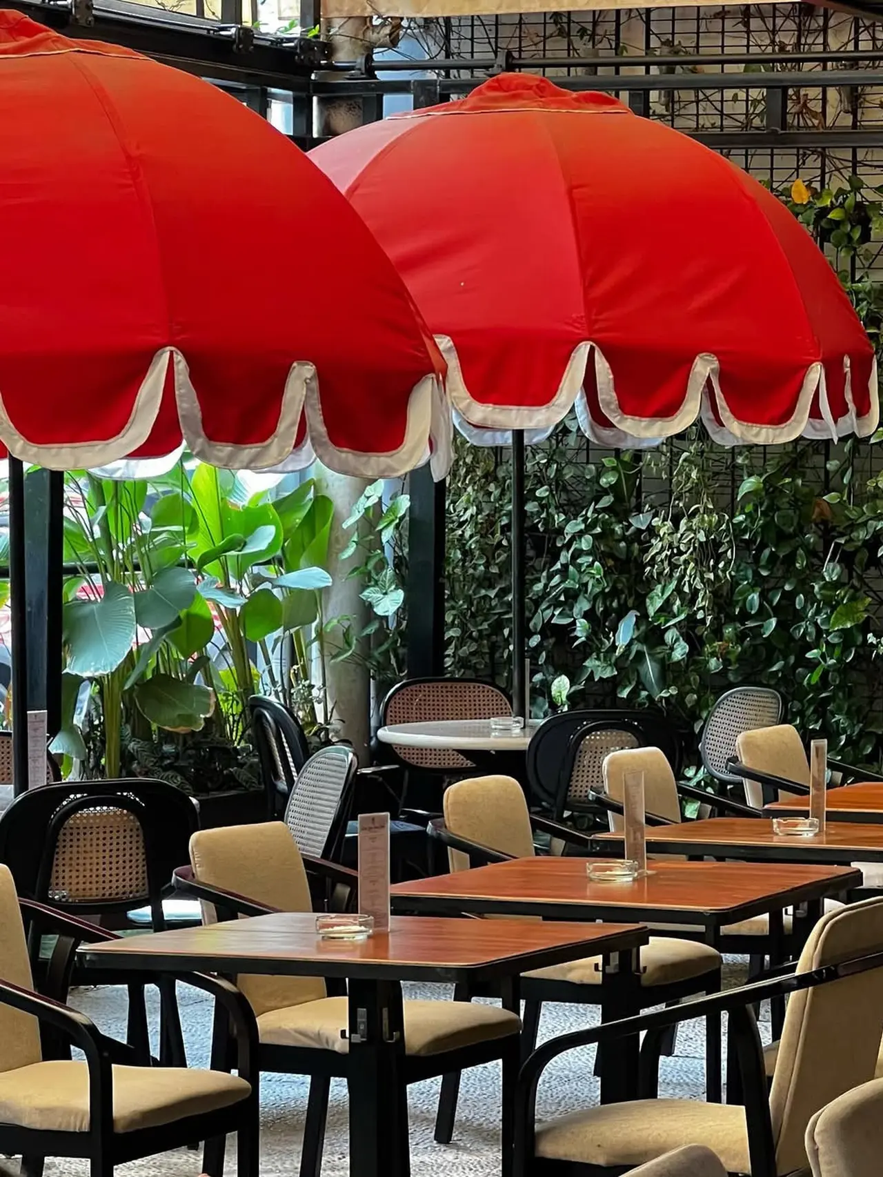 Rekomendasi 30 Tempat Makan Keluarga di Bandung, Nyaman dan Ramah Anak