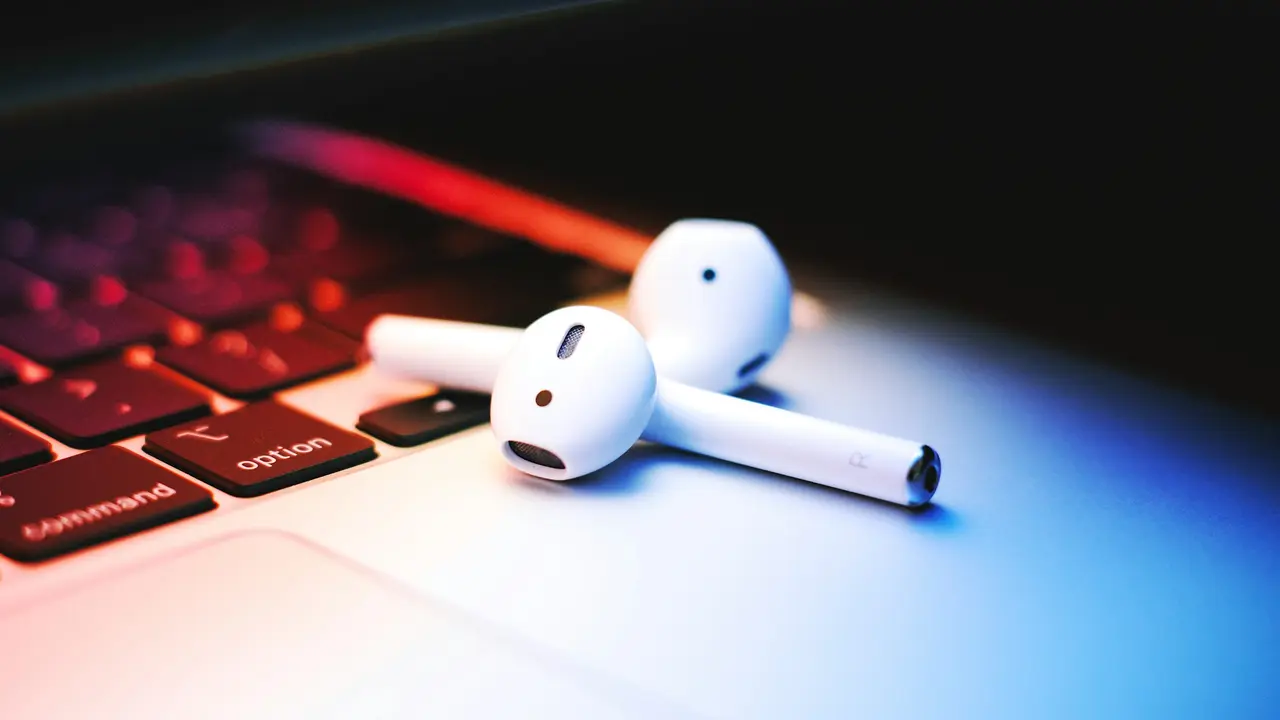 AirPods