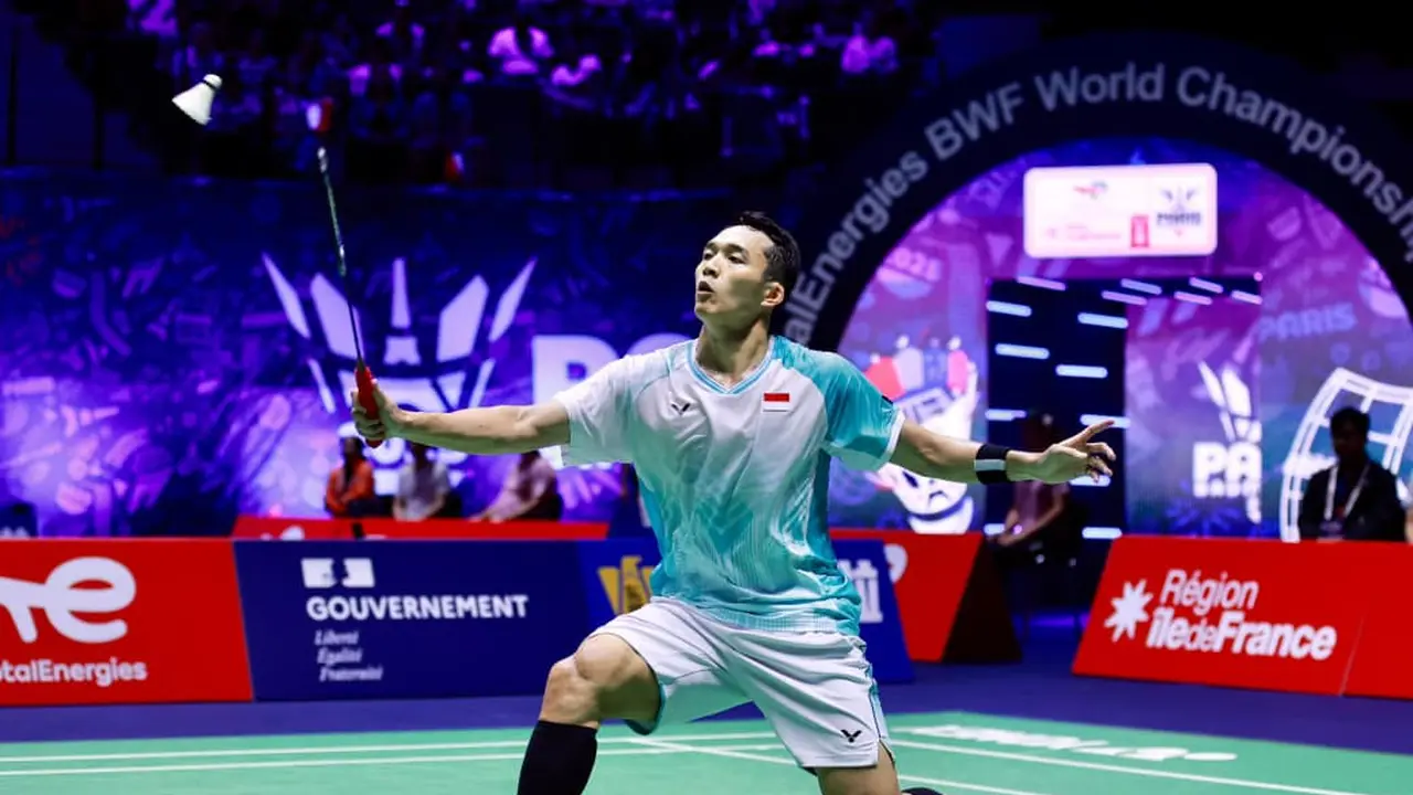 Tunggal putra Indonesia Jonatan Christie lolos ke perempat final Kejuaraan Dunia Bulu Tangkis 2025 setelah menang atas Lee Cheuk Yiu dari Hong Kong 21-9 dan 21-9 di Adidas Arena, Paris, Prancis, Kamis (28/8).