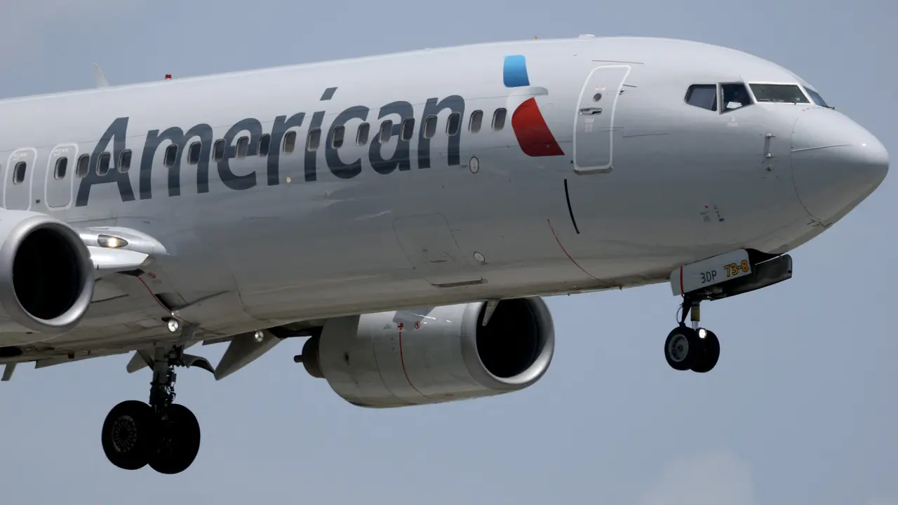 Pesawat American Airlines.