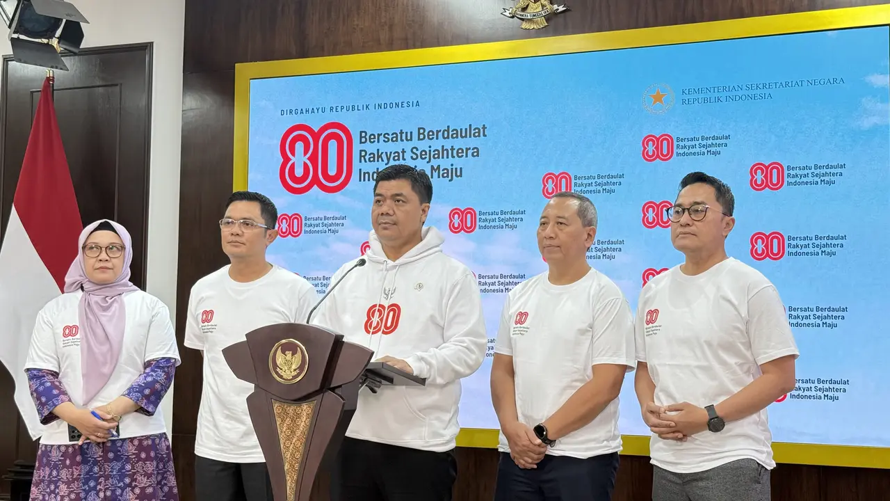 Wakil Menteri Sekretaris Negara Juri Ardiantoro dalam konferensi pers di Kantor Presiden.