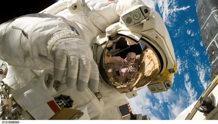29 Agustus 1965: Misi Gemini V Usai, Dua Astronaut Amerika Kembali Setelah Delapan Hari di Luar Angkasa