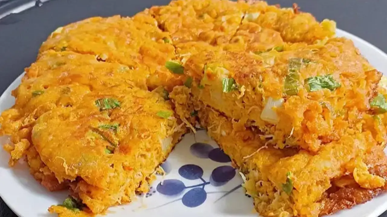 3 Trik Memasak Telur Dadar agar Empuk dan Mengembang ala Restoran