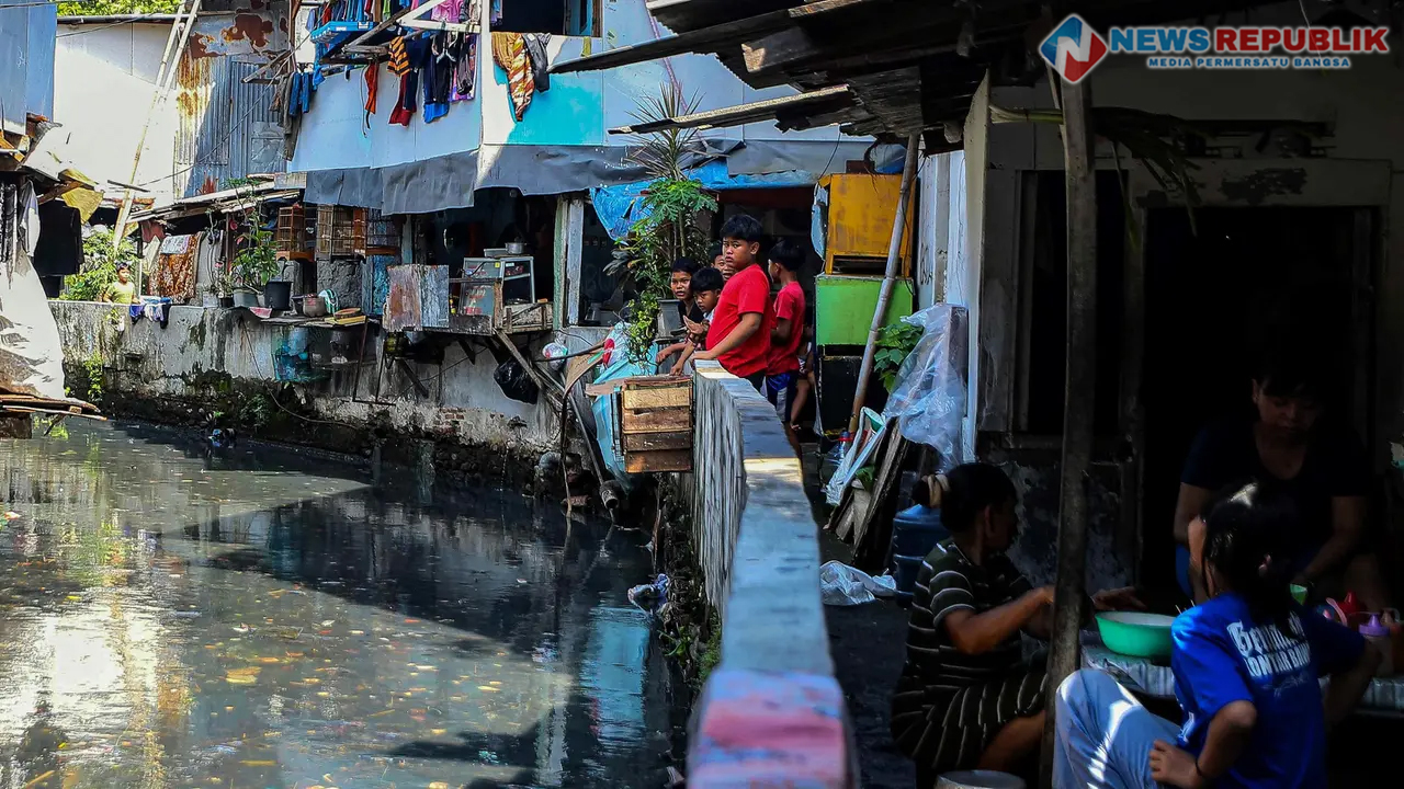 Bahkan, masyarakat miskin ekstrem di Jakarta semakin bertambah.