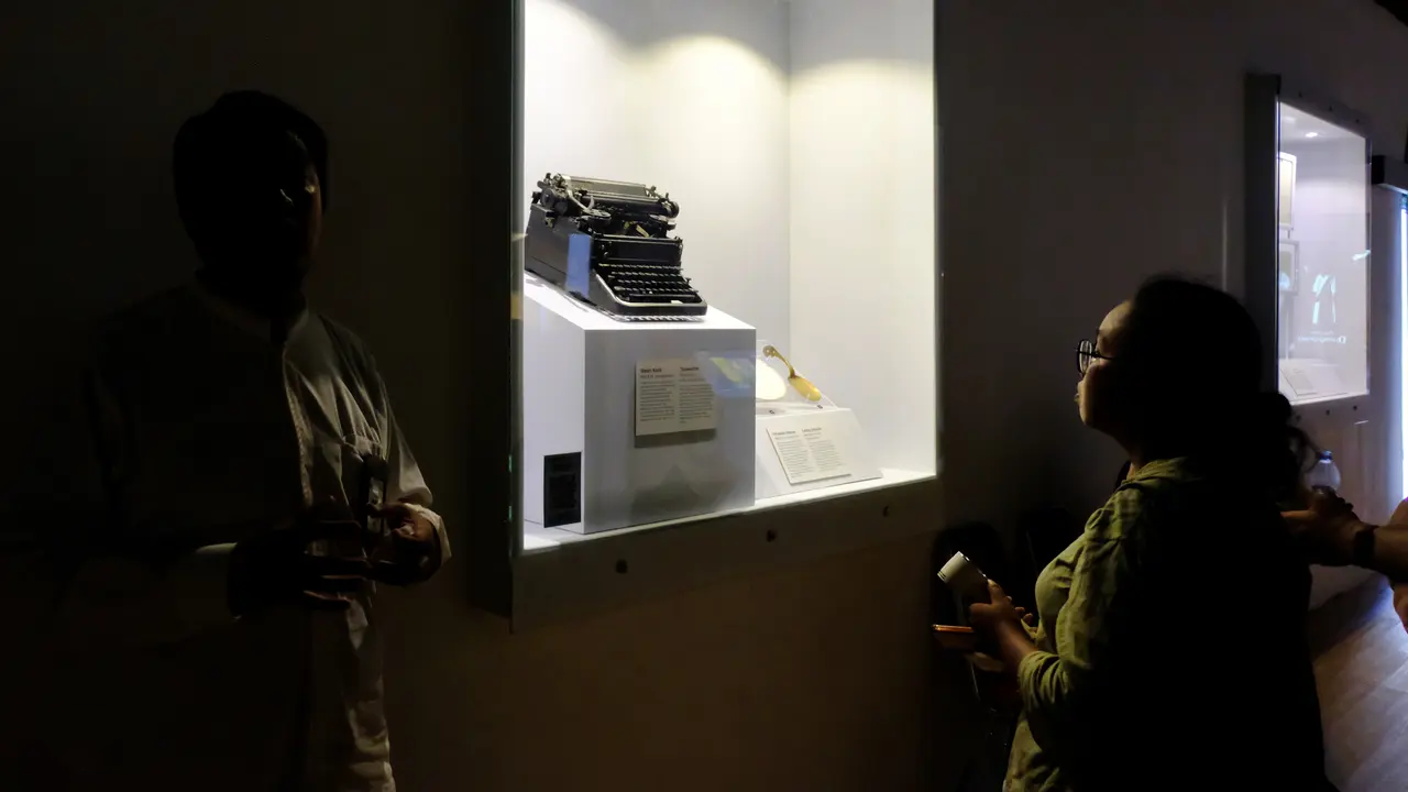 Museum Benteng Vredeburg merupakan salah satu destinasi wisata sejarah dan budaya di Yogyakarta.
