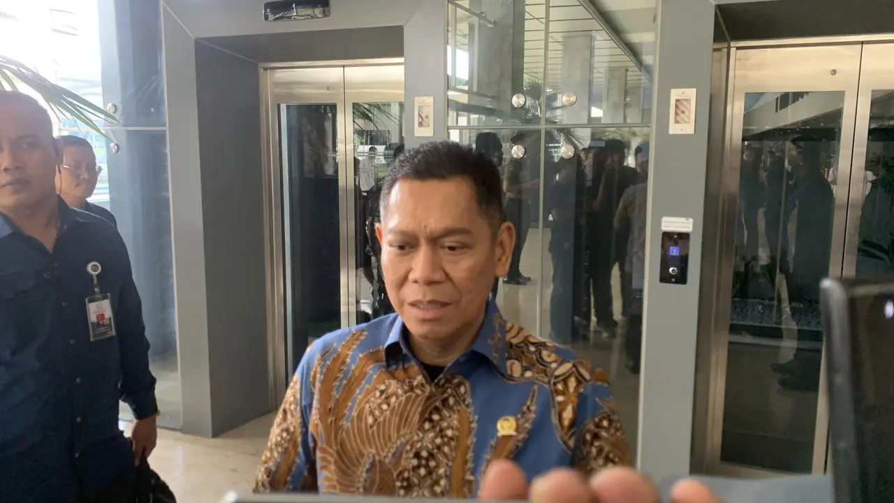 Adies Kadir Luruskan Isu Tunjangan DPR: Beras Tetap Rp200 Ribu, Bukan Rp12 Juta