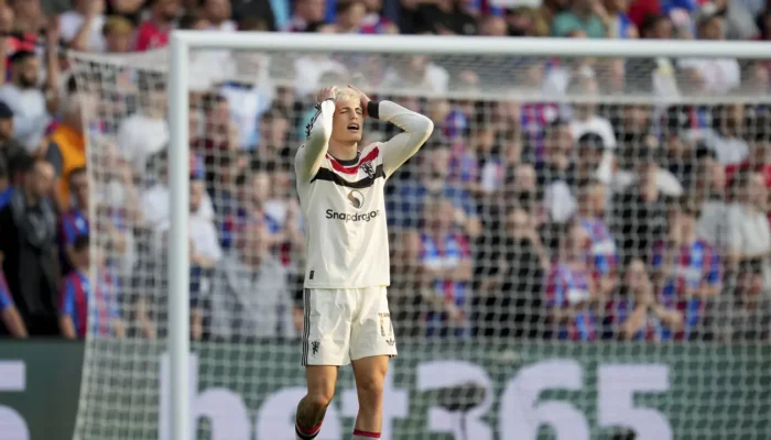 Alejandro Garnacho Isyaratkan Transfer ke Chelsea, Hadir Langsung di Stamford Bridge