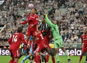 Arne Slot Peringatkan Liverpool: Arsenal Bisa Jadi Ancaman Serius Lewat Bola Mati