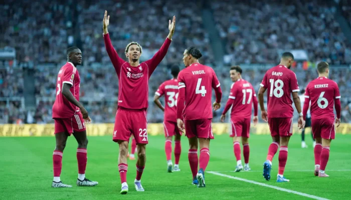 Arne Slot Puji Penampilan Hugo Ekitike di Liverpool, tapi Soroti Kekurangan Fisik