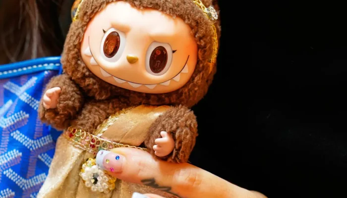 Boneka Mini Labubu Siap Diluncurkan Pekan Ini, Bisa Jadi Gantungan HP