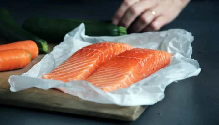 Hindari Memasak Salmon Terlalu Lama, Begini Tips Menjaga Tekstur Lembut dan Rasa Gurihnya