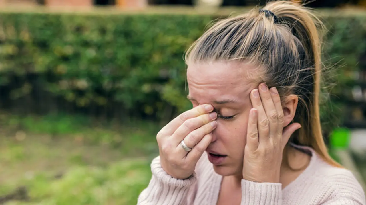 Ini Cara Simpel Atasi Hidung Tersumbat dengan Pijatan di Titik-Titik Efektif