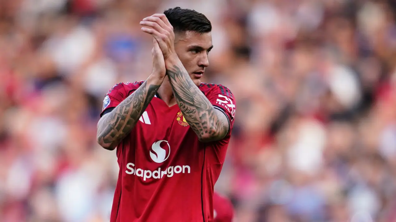 Harry Maguire Pasang Badan untuk Benjamin Sesko: Striker Ini Punya Potensi Besar